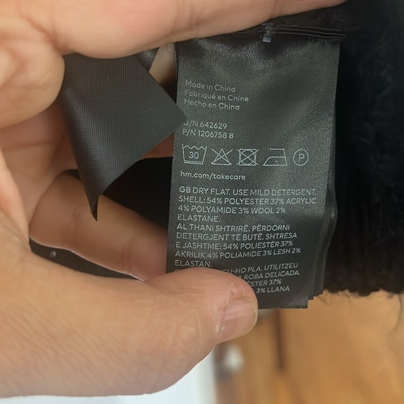 H&M wool blend cardigan The Row inspired NWT - Picture 4 of 5